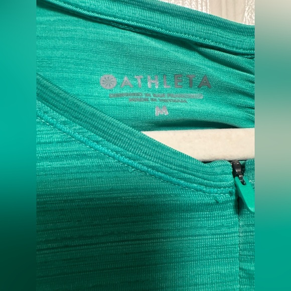 Athleta Pacific Countoured Tank Top - Picture 3 of 8